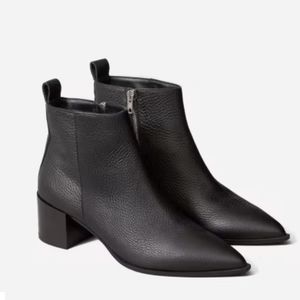 Everlane Boss Boots in Black